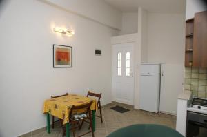 Kuchyň nebo kuchyňský kout v ubytování Apartment Tisno 814c