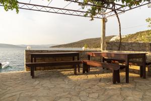 Fotografia z galérie ubytovania Apartments by the sea Maslinica, Solta - 775 v destinácii Grohote