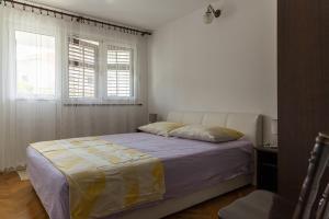 Fotografia z galérie ubytovania Apartments by the sea Maslinica, Solta - 775 v destinácii Grohote