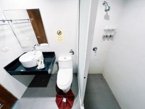 Koupelna v ubytování The Casita Phuket (SHA+) + 27 fotografií