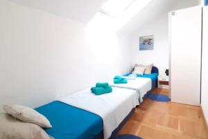 Fotografie z fotogalerie ubytování Apartments with a parking space Kastel Luksic, Kastela - 18790 v destinaci Kaštela + 7 fotografií