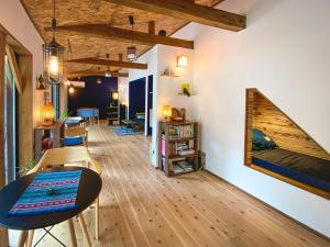 Posezení v ubytování Next Chapter - Guesthouse - Kito
