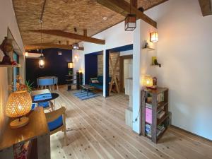 Posezení v ubytování Next Chapter - Guesthouse - Kito