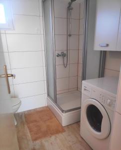 Koupelna v ubytování Family friendly house with a swimming pool Bulic, Zagora - 18943