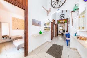 A bed or beds in a room at Es Cantonet