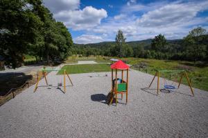 Príroda v okolí horskej chaty