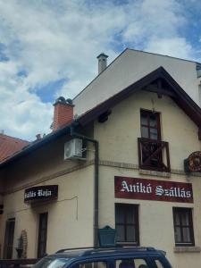 Budova, v ktorej sa apartmán nachádza