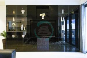 Foto dalla galleria di ZEN AT ARKABA 3BR Luxury Waterfront Apt Pool + BBQ a Darwin