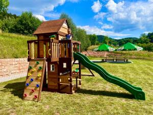 Children's play area sa Pod Orłem