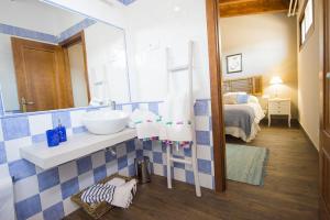 Ein Bett oder Betten in einem Zimmer der Unterkunft Casa Rural Valle de la Laguna