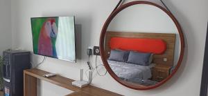 Μια τηλεόραση ή/και κέντρο ψυχαγωγίας στο Ruby Apartment #9 +4 φωτογραφίες