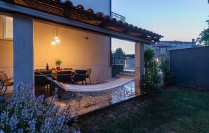 Vonkajšia záhrada v ubytovaní Holiday House Pudarica