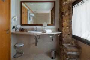 A bathroom at Es Portal Restaurant i Hotel Boutique - Adults only