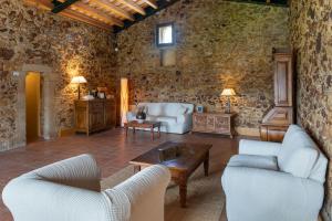 A seating area at Es Portal Restaurant i Hotel Boutique - Adults only