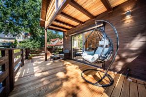 Patio alebo iná vonkajšia časť ubytovania Domki Miśków