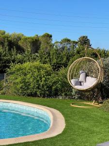 Basen w obiekcie VILLA LA QUIETUDE lub w pobliżu