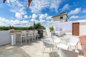 Balkón nebo terasa v ubytování Suites at Grand Laguna Beach by Calisto Stays