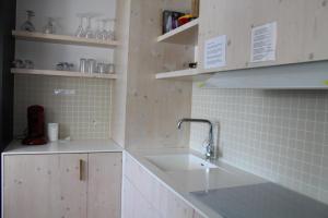 Η κουζίνα ή μικρή κουζίνα στο Sea view apartment Mariakerke-Bad - La Brise