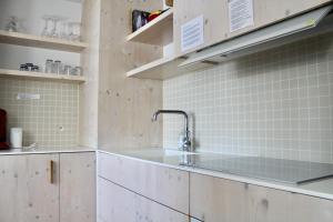 Kuchyň nebo kuchyňský kout v ubytování Sea view apartment Mariakerke-Bad - La Brise + 37 fotografií