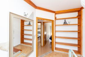 Zdjęcie z galerii obiektu VILLA CARMENCITA BEACH en primera línea de playa w mieście Pontevedra