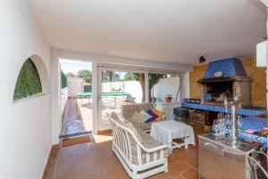 Zdjęcie z galerii obiektu VILLA CARMENCITA BEACH en primera línea de playa w mieście Pontevedra