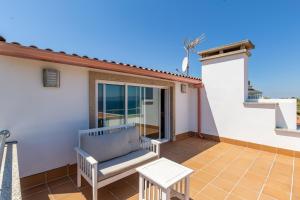 Zdjęcie z galerii obiektu VILLA CARMENCITA BEACH en primera línea de playa w mieście Pontevedra