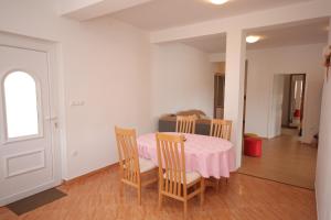 Posezení v ubytování Apartment Supetarska Draga - Donja 2013b