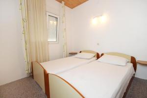 Fotografie z fotogalerie ubytování Apartments by the sea Preko, Ugljan - 3489 v destinaci Preko