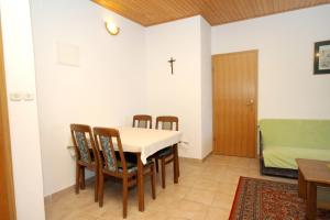 Fotografie z fotogalerie ubytování Apartments by the sea Preko, Ugljan - 3489 v destinaci Preko