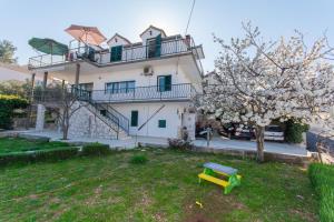 Fotografie z fotogalerie ubytování Apartment Slatine 1126a v Trogiru