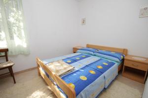 Posteľ alebo postele v izbe v ubytovaní Seaside secluded apartments Cove Smokvina, Hvar - 4036