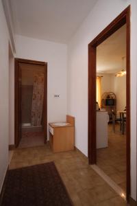Fotografia z galérie ubytovania Apartments with a parking space Hvar - 4004 v destinácii Hvar