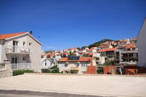 Fotografia z galérie ubytovania Apartments with a parking space Hvar - 4004 v destinácii Hvar