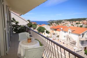 Fotografia z galérie ubytovania Apartments with a parking space Hvar - 4004 v destinácii Hvar