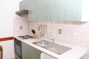 Fotografie z fotogalerie ubytování Apartments by the sea Primosten - 4169 v Primoštenu