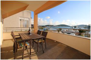 Balkón nebo terasa v ubytování Apartments by the sea Rogoznica - 1089