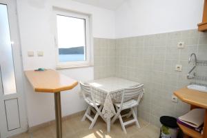 Fotografia z galérie ubytovania Apartments by the sea Molunat, Dubrovnik - 2137 v destinácii Molunat