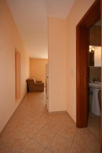 Fotografia z galérie ubytovania Apartments by the sea Kustici, Pag - 4081 v destinácii Zubovići + 36 fotografií