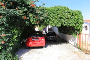 Galeriebild der Unterkunft Apartments by the sea Okrug Gornji, Ciovo - 1069 in Trogir