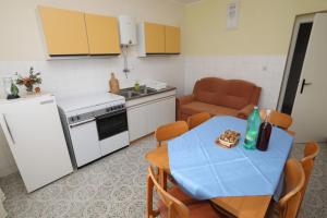 Fotografia z galérie ubytovania Apartments with a parking space Vinisce, Trogir - 1165 v destinácii Vinišće