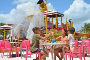 Hosté ubytování All Ritmo Cancun Resort & Water Park