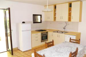 Fotografie z fotogalerie ubytování Apartments by the sea Cove Ljubljeva, Trogir - 2194 v destinaci Voluja