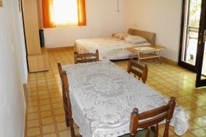 Fotografie z fotogalerie ubytování Apartments by the sea Cove Ljubljeva, Trogir - 2194 v destinaci Voluja