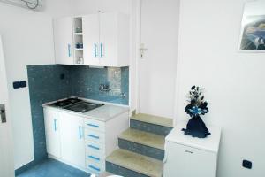 Fotografie z fotogalerie ubytování Apartments by the sea Cove Ljubljeva, Trogir - 2194 v destinaci Voluja