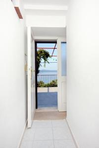 Fotografie z fotogalerie ubytování Seaside holiday house Sladjenovici, Dubrovnik - 2163 v destinaci Slano