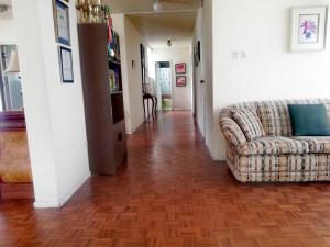 Зона вітальні в Fully Equipped Appartment in Quito Centre