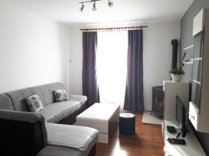 Zdjęcie z galerii obiektu Apartments with a parking space Metajna, Pag - 4126 w mieście Metajna
