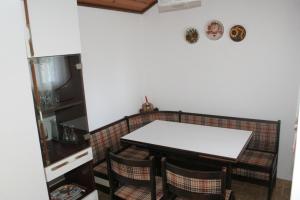 Fotografia z galérie ubytovania Seaside holiday house Jakisnica, Pag - 4078 v destinácii Lun + 15 fotografií