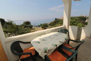 Balkón nebo terasa v ubytování Apartments by the sea Mandre, Pag - 4084