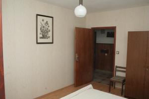Postel nebo postele na pokoji v ubytování Apartment Brodarica 4221b